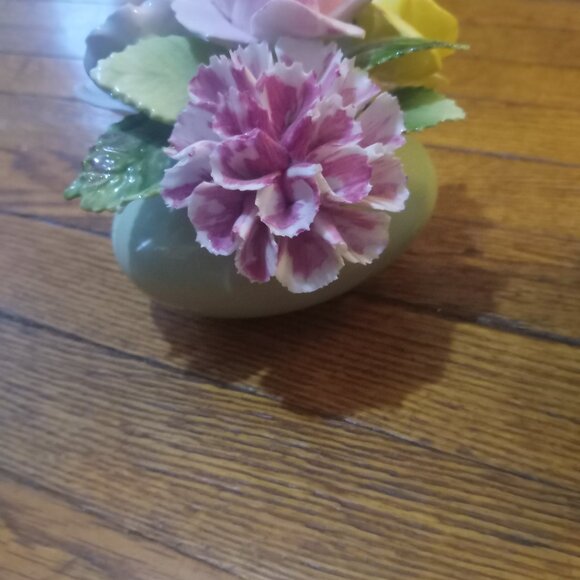 Antique fine Bone China BOUQUET 💐 POTTERY SCULPTURE! ENGLISH - Picture 6 of 14